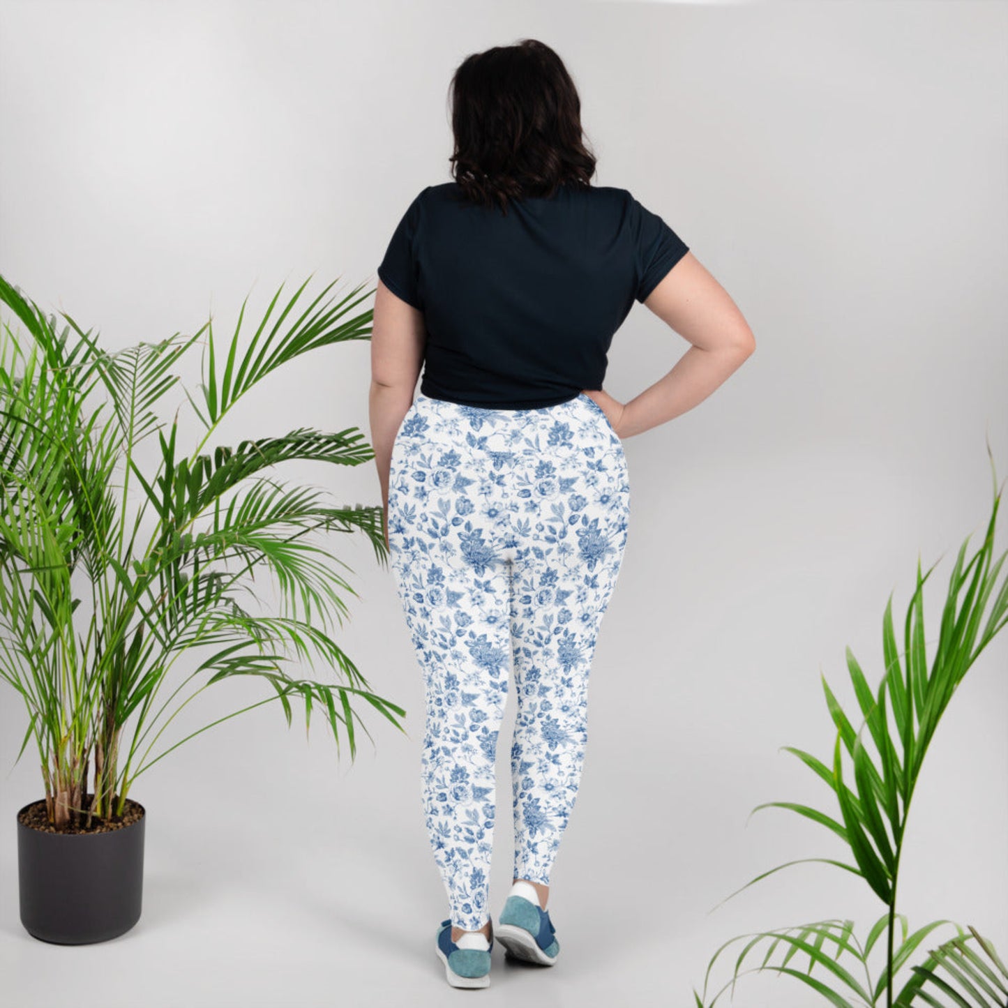 Show off your love for French toile de jouy with these plus size leggings for curvy women. Featuring a delicate blue and white floral design and a flattering high waistband, they offer both stretch and structure. Available in 2XL–6XL, they’re great for workouts or lounging. Matching styles are available in toddler and women’s sizes for mommy and me photo-ready sets.