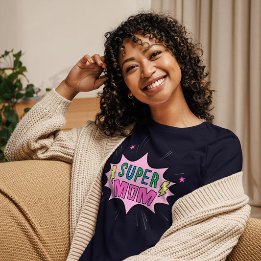 Super Mom Women's TShirt - jaecrece